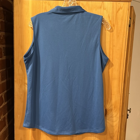 Like-New Lady Hagen L Blue Sleeveless V-Neck Collared Active/Golf/Tennis Shirt - Picture 4 of 4